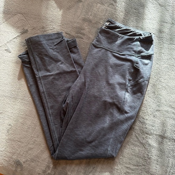 Women’s Duluth Trading medium blue leggings Large x 31 - Picture 3 of 3